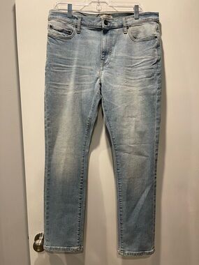 Goodthreads Men’s Skinny Fit Jeans Size 34x29 Light Wash Distressed Denim
